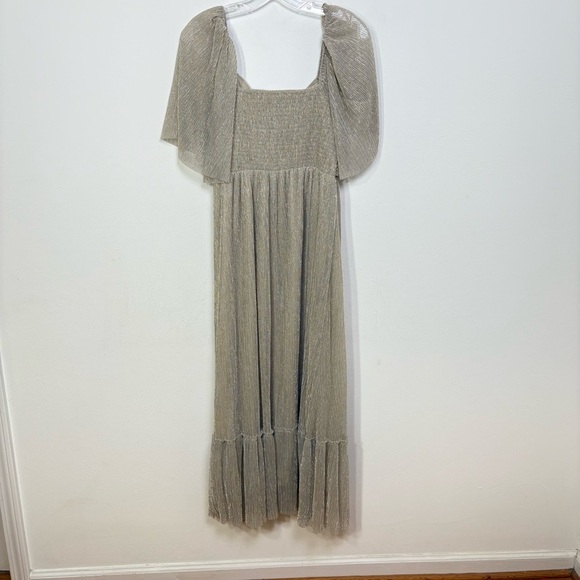 BALTIC BORN Athena Pleated V-Neck Maxi Dress Champagne Gold Metallic Size L - Picture 5 of 17
